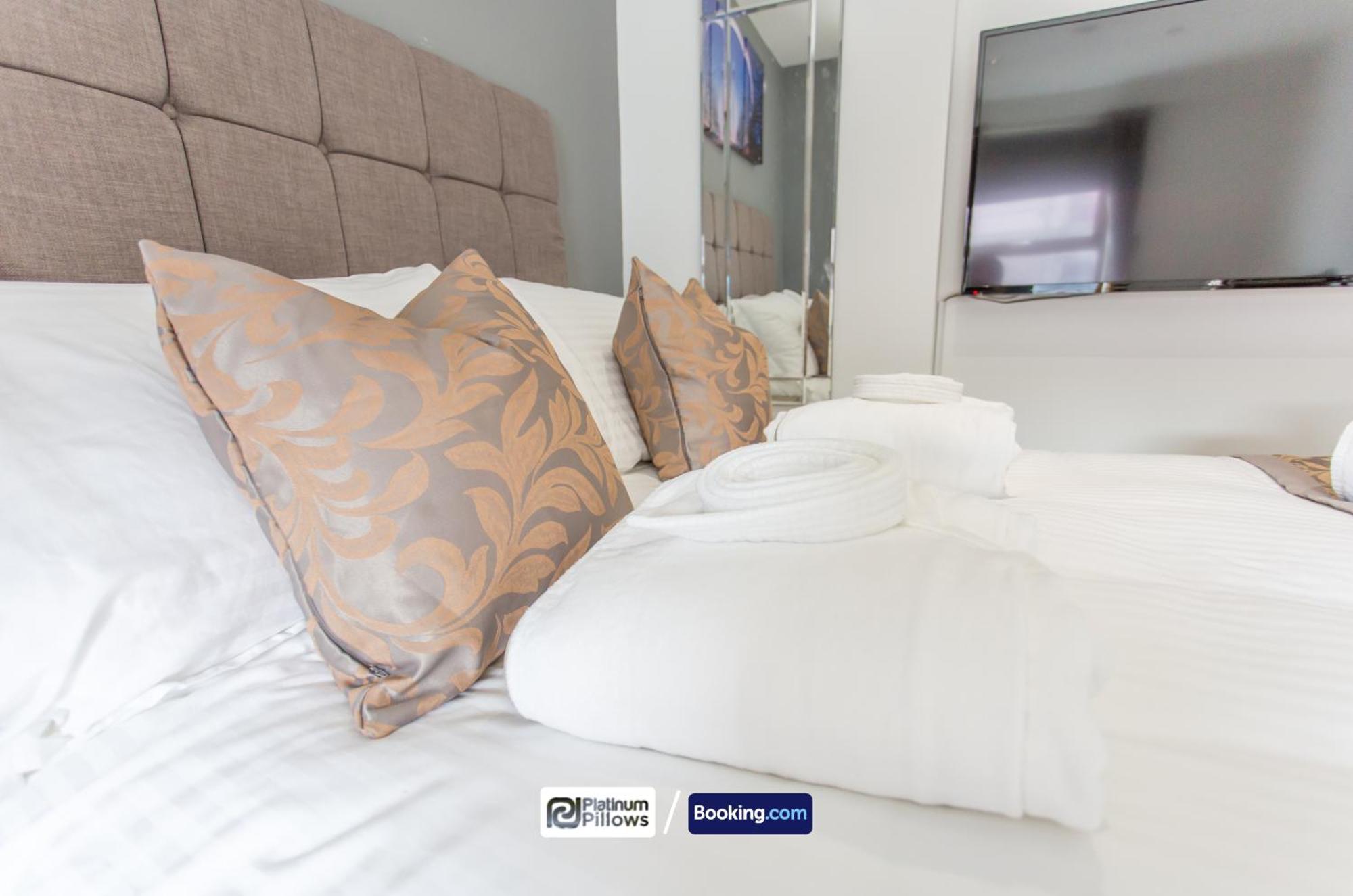 Modern Oxford 4 Bedroom Apartment, Contractor Accommodation, Walkable Into City Centre, Weekly & Monthly Deals Bagian luar foto